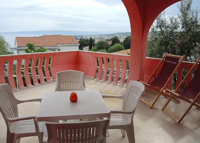 Pensionat Zuzic Krk Town