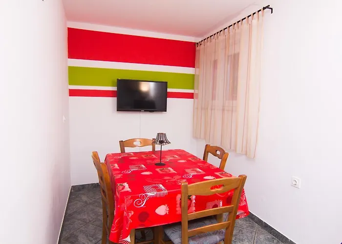 Zuzic Pensionat Krk Town