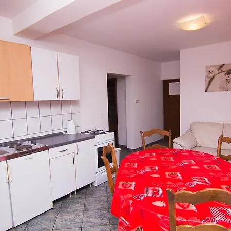 Zuzic Guest house Krk Town