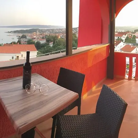 Zuzic Guest house 3*